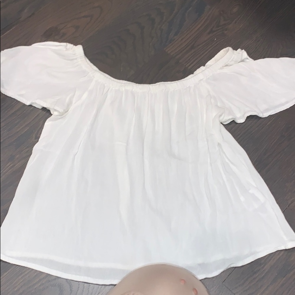 Full tilt off the shoulder short sleeve